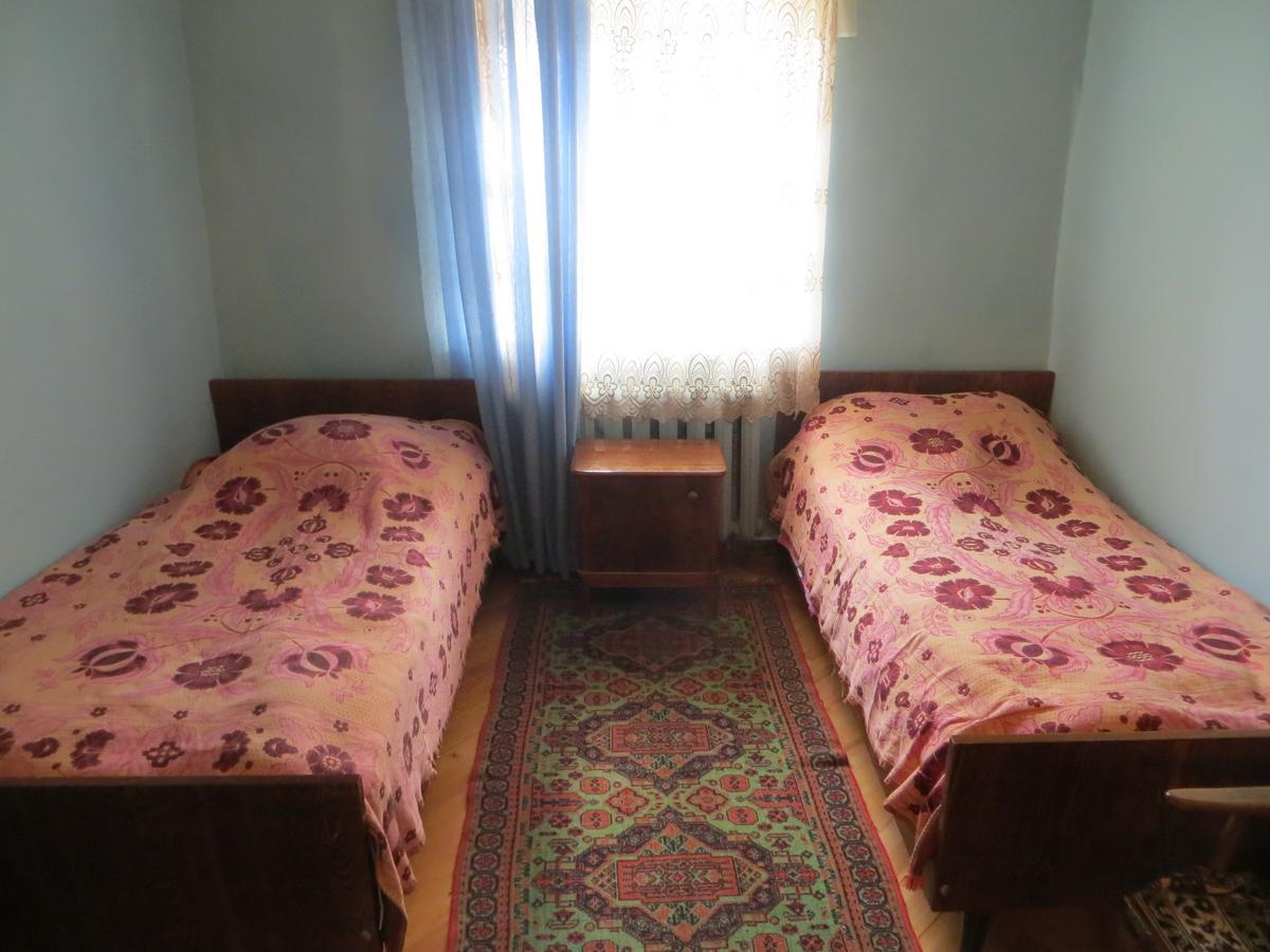 מסטיה Marina Chartolani'S Guest House מראה חיצוני תמונה