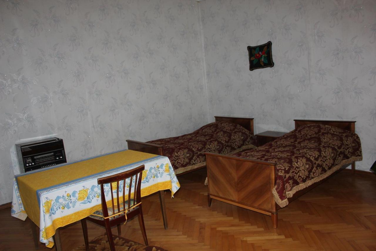מסטיה Marina Chartolani'S Guest House מראה חיצוני תמונה